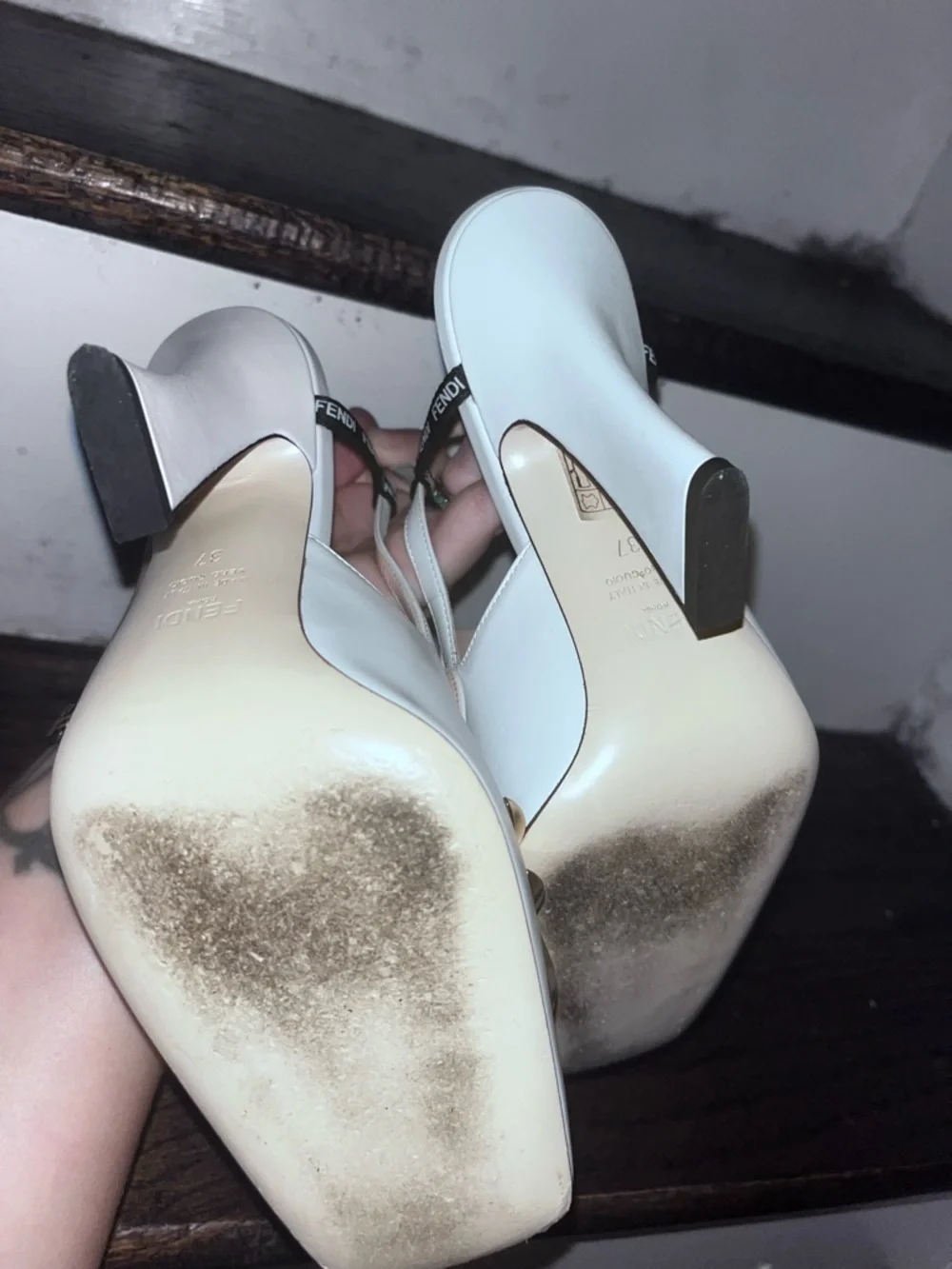 Fendi White Leather Pointed Slingback Heels with Logo Strap